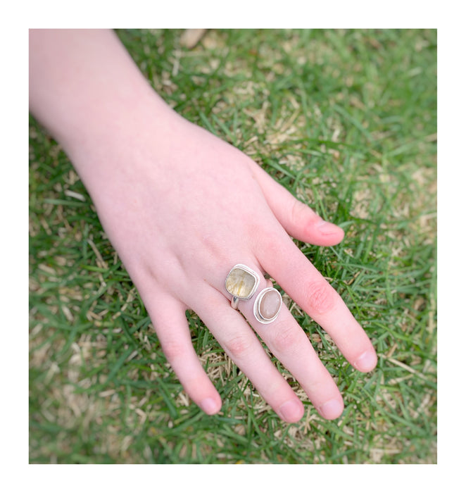 MOONSTONE & QUARTZ RING