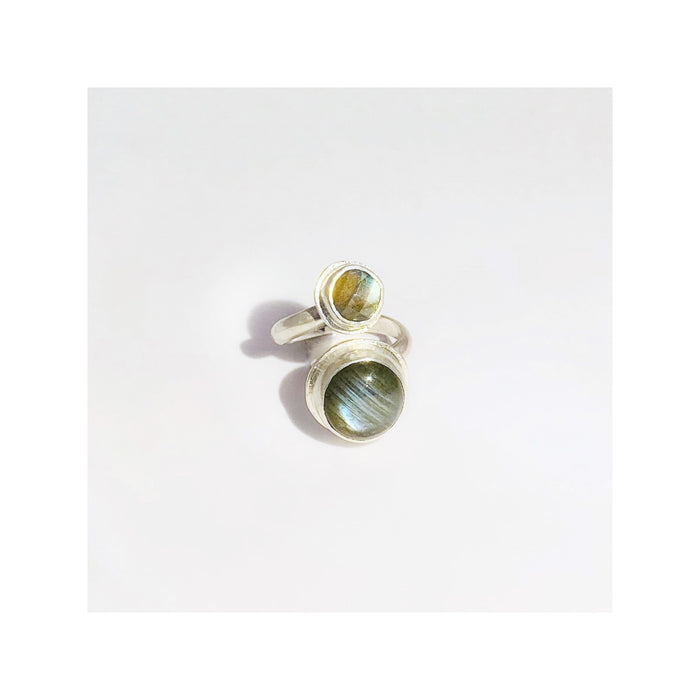 LABRADORITE RING